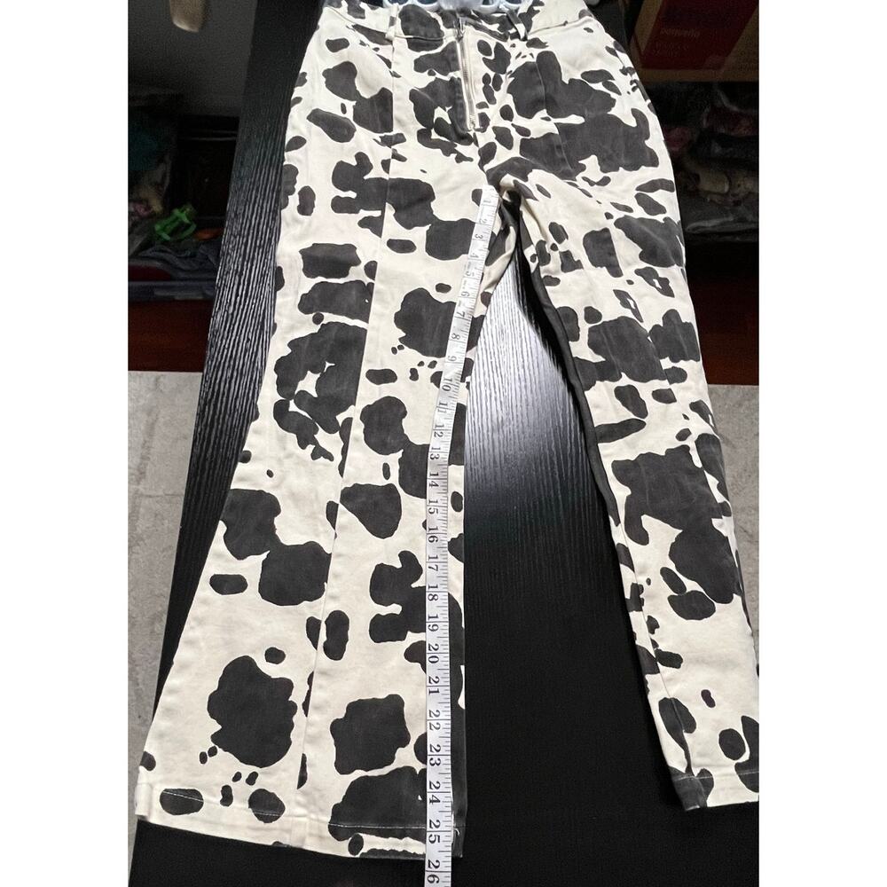 En Saison Anthropologie Cow Print High Waisted Flare Jeans - Picture 6 of 10